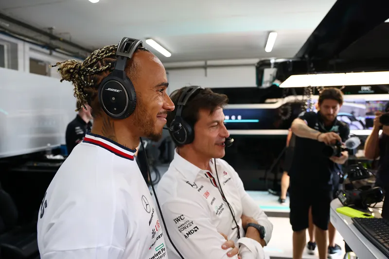 Wolff no intentó convencer a Hamilton de quedarse por su preocupación sobre la 