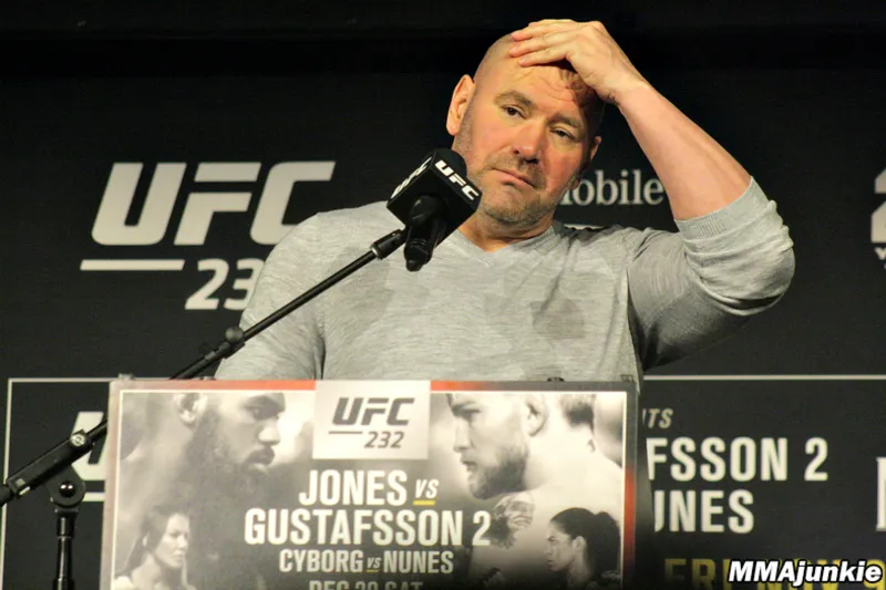 Dana White admite que la UFC podría 'dejar atrás' la pelea entre Jon Jones y Tom Aspinall