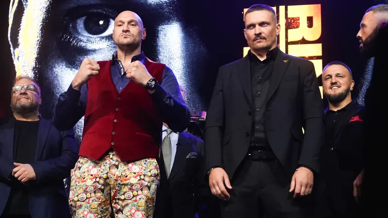 Tyson Fury y Oleksandr Usyk en desacuerdo por contacto con esposas tras meses lejos de sus familias