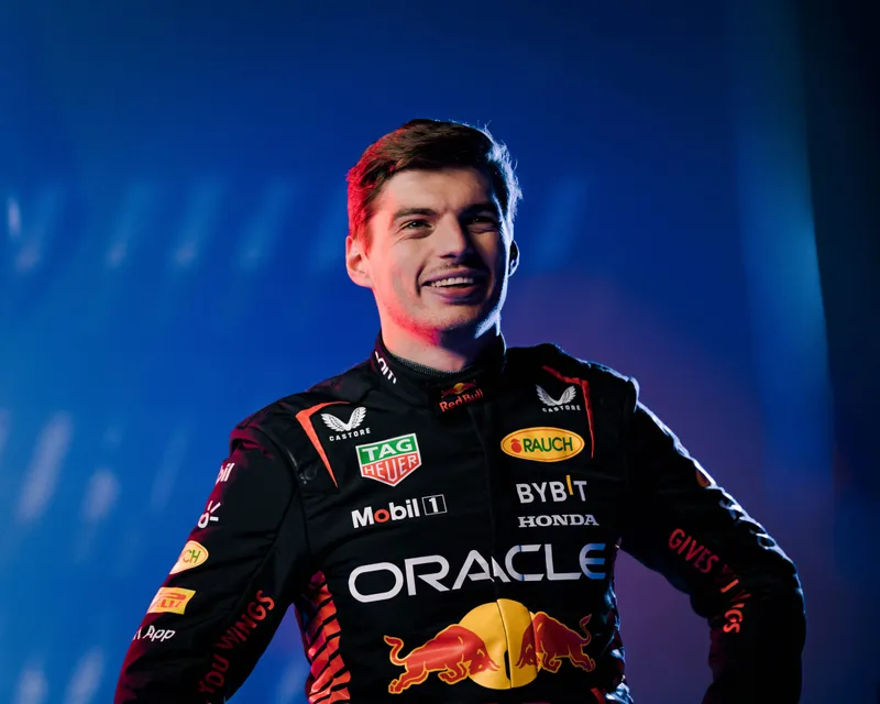 Verstappen brilla en Sao Paulo con una victoria digna de leyendas como Senna y Schumacher