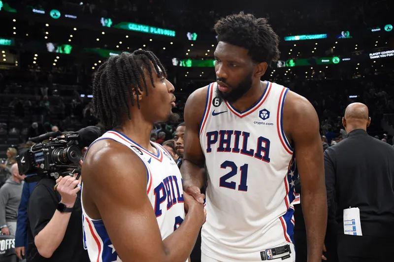 Maxey le pide cuentas a Embiid tras la derrota de los 76ers