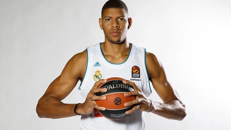 Edy Tavares se lleva el título de MVP de la Ronda 12 de la EuroLeague