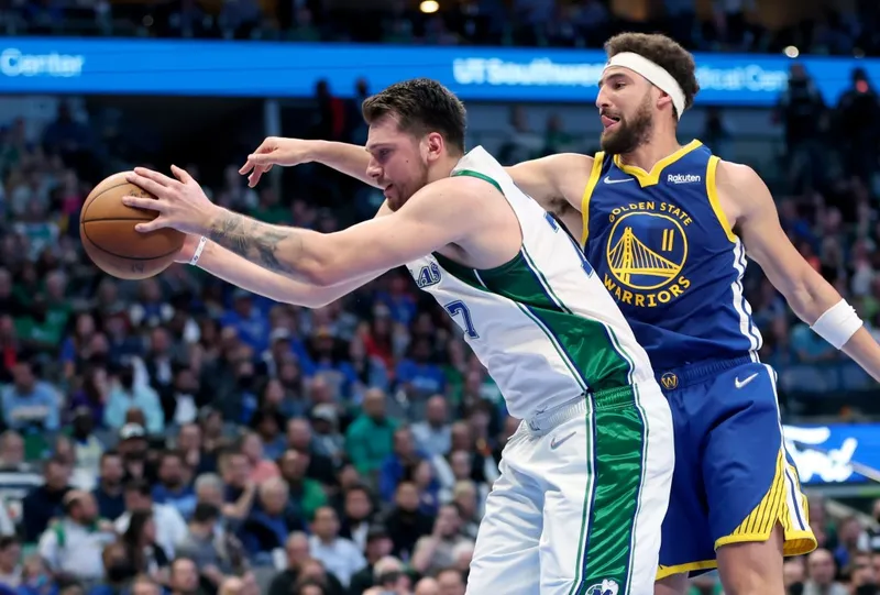 Récord de la NBA: Mavericks y Warriors anotan 48 triples, Klay Thompson brilla contra su antiguo equipo