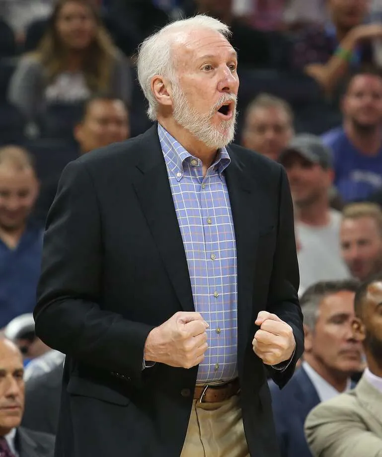 El entrenador de los Spurs, Gregg Popovich, fuera indefinidamente por una enfermedad no revelada