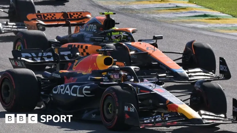 Verstappen se burla de Norris y la FIA tras ser 'troleado' en un streaming benéfico