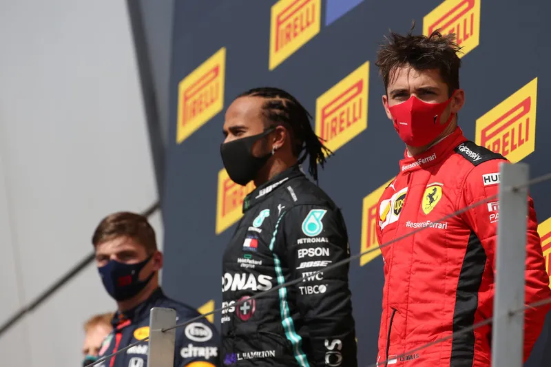 Cronología del conflicto Verstappen-Russell y la revelación de Leclerc sobre su problema de salud – Análisis de RacingNews365