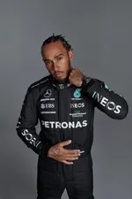 La MANÍA de Lewis Hamilton recibe elogios de Vettel tras el gran evento de Ferrari