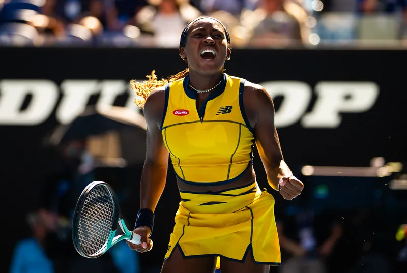 Coco Gauff iguala logro de Serena Williams al alcanzar la cuarta ronda del Abierto de Australia