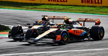 "Norris y Piastri: La Tensa Relación en McLaren que Preocupa a los Fans"