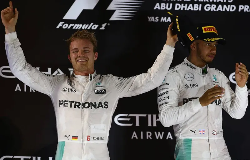 Noticias de F1: El descubrimiento de Rosberg sobre Lewis Hamilton mientras un piloto de F1 enfrenta la eliminación