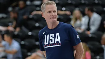 "Steve Kerr de los Warriors evita ver la inauguración de Trump para estudiar a los Celtics; Golden State sufre una derrota de 40 puntos"