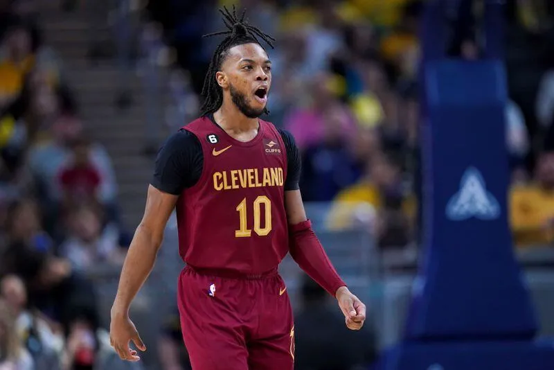 Darius Garland recupera la alegría por el baloncesto con su nuevo entrenador en los Cavaliers