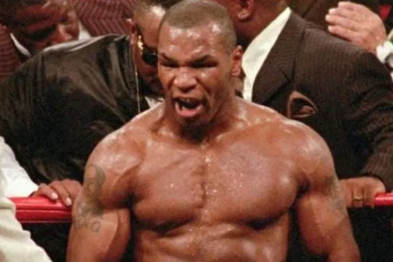 Mike Tyson fue criticado tras su derrota ante Jake Paul, ¡un combate que dejó mucho que desear!