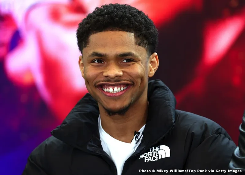 ¿Puede Shakur Stevenson superar su lesión en la mano y sobrevivir a los peligros del peso ligero?