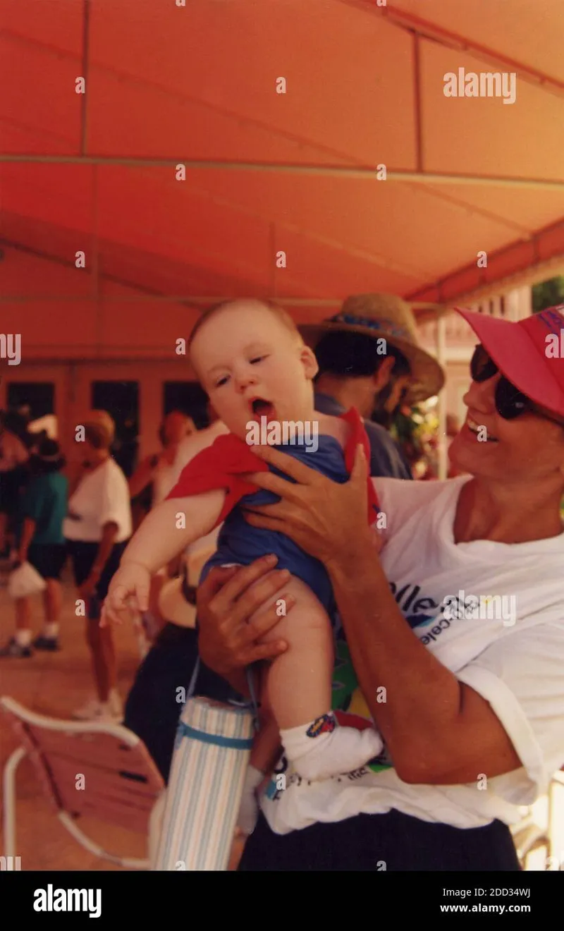 El Hijo de Chris Evert Conmueve con un Dulce Mensaje para la Leyenda del Tenis en su Día Especial