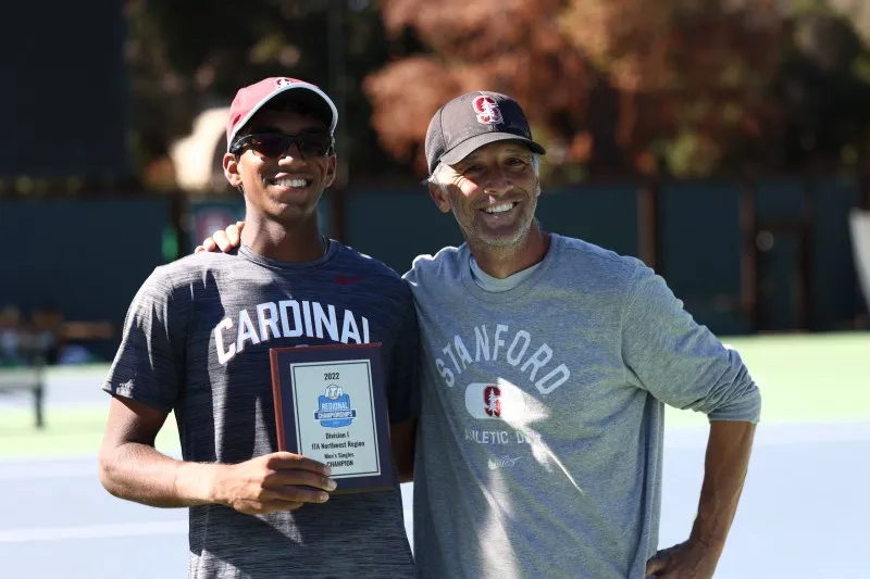 Nishesh Basavareddy, exestrella de Stanford, continúa su formación en tenis en Jeddah