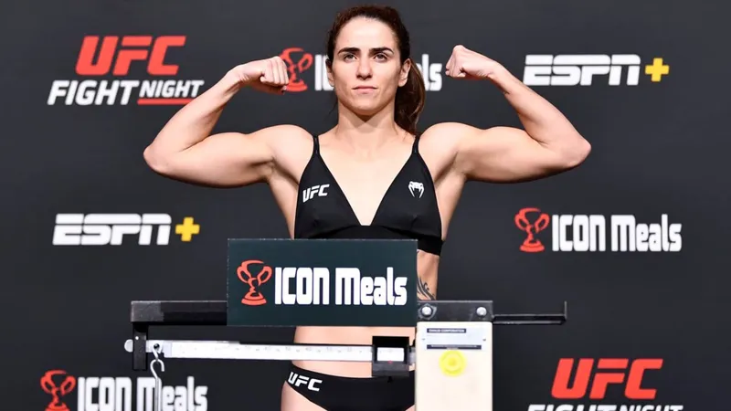 Norma Dumont busca entrar en la conversación por el título de peso gallo femenino de la UFC