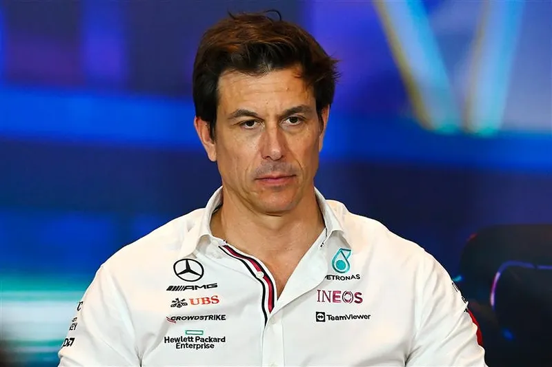 Toto Wolff emite su veredicto sobre la entrada del 11º equipo en la F1: una historia diferente para GM