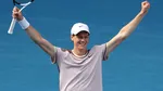 Jannik Sinner opina sobre el ambiente del público en el Abierto de Australia durante su partido contra Alex de Minaur