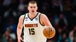 "El triple-doble de Nikola Jokic rompe la racha de ocho victorias de Detroit"