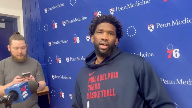 Actualización sobre la lesión de Joel Embiid: el estelar pívot de los 76ers sufre una fractura en los senos paranasales, su recuperación es incierta tras el último contratiempo