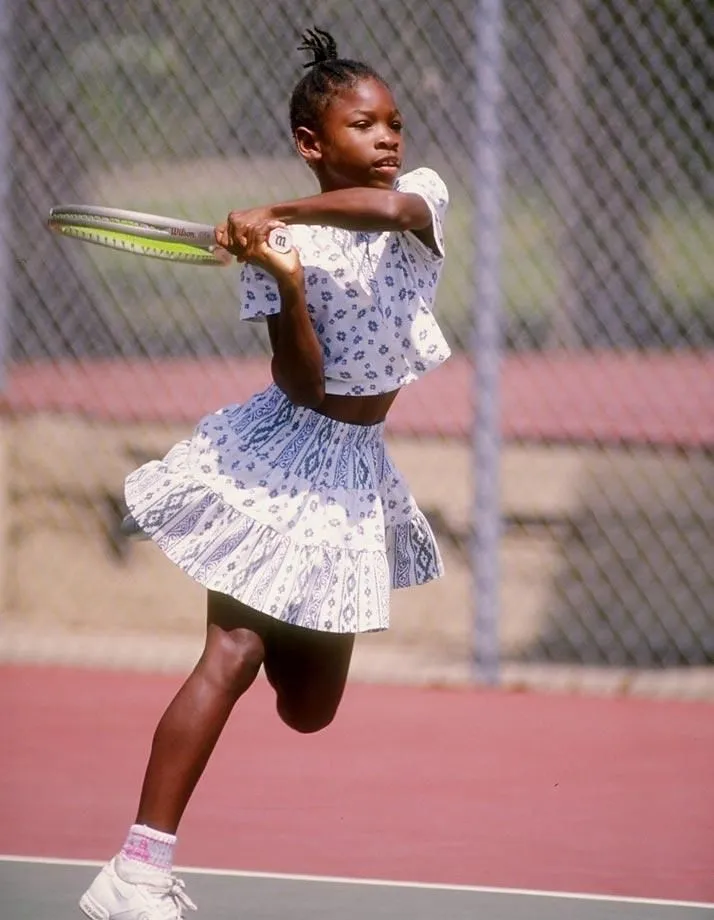 El Entrenador de la Infancia de Serena Williams Mantiene la Esperanza pero Señala una Preocupación en la Predicción del Éxito de Novak Djokovic en 2025