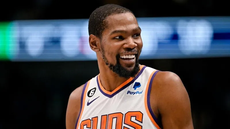 Actualización sobre la lesión de Kevin Durant: El estrella de los Suns podría regresar de un esguince de tobillo tan pronto como el viernes, según informes