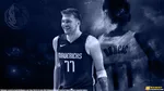 "Luka Doncic controla sus emociones y logra un triple-doble para vencer a los Mavericks"