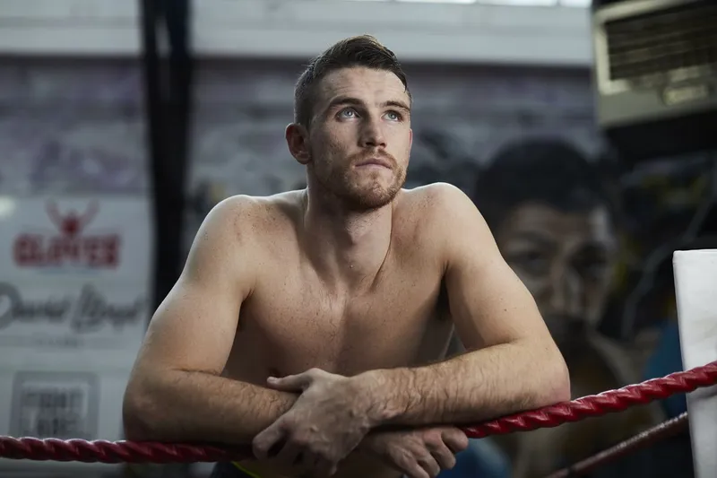 Callum Smith logra una victoria por TKO en el quinto asalto contra Carlos Galván