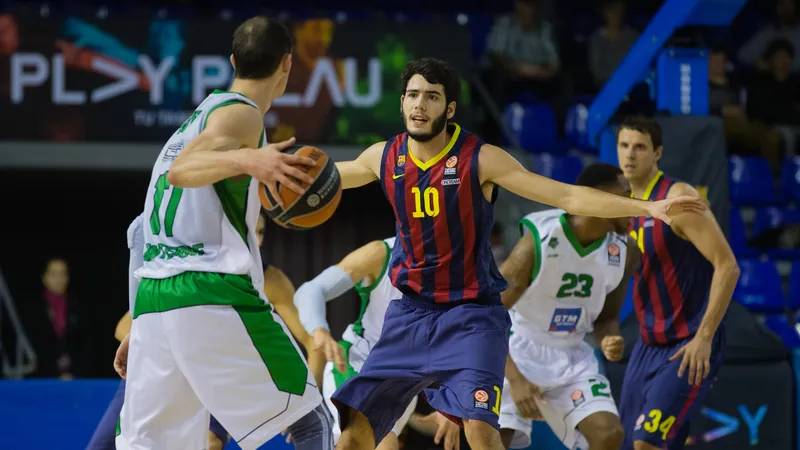 Alex Abrines podría perderse la doble jornada de la EuroLeague por una lesión en la rodilla