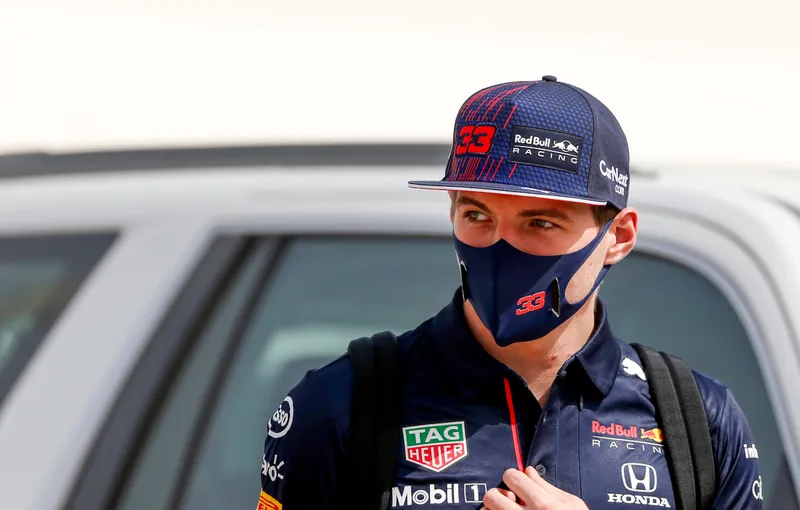 Damon Hill califica la maniobra de Verstappen en México como 