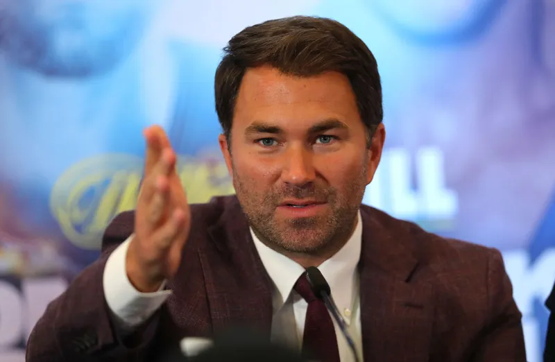 Eddie Hearn Cambia de Opinión: Predice que Fury Vencerá a Usyk - Noticias de Boxeo 24