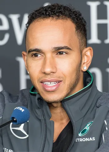 Lewis Hamilton representa el 'mayor desafío' en la carrera de Charles Leclerc