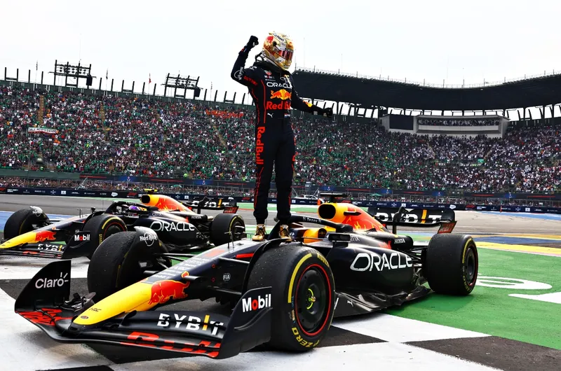 Verstappen arruina las esperanzas de Norris con una victoria espectacular en Brasil