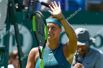 Aryna Sabalenka Deslumbra a Sus Fans con un Adelanto Estiloso de su Última Sesión de Fotos Vibrante