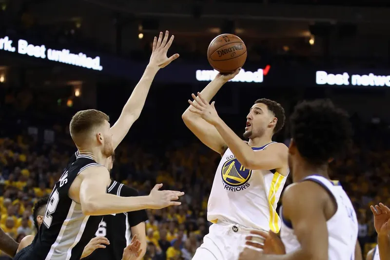 Los Warriors inician con fuerza, pero ¿será otro espejismo?