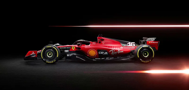 Ferrari lucha hasta el final por arrebatarle el título de F1 a McLaren