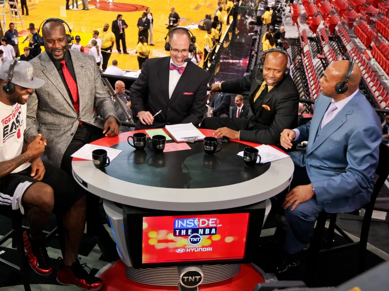 'Inside the NBA' sigue en la cancha: el icónico programa de Barkley y Shaq encuentra nuevo hogar