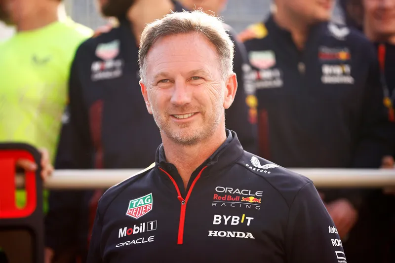 Christian Horner sugiere el próximo paso de Sergio Pérez tras su salida de Red Bull