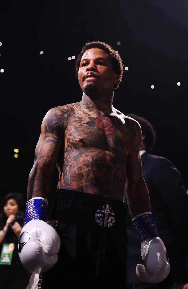 Los Lobos Están Circulando: La Débil Presentación de Gervonta Davis Ante Roach Atrae Retadores, Incluido Shakur Stevenson - Noticias de Boxeo 24