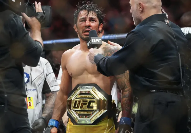 El campeón de peso mosca de la UFC, Alexandre Pantoja, anuncia que la noticia de su próxima pelea por el título es inminente